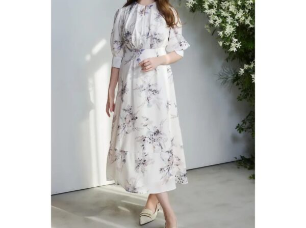 泡泡袖印花連身裙