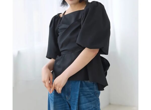 收腰上衣