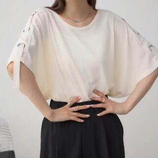 寛松垂墜感上衣